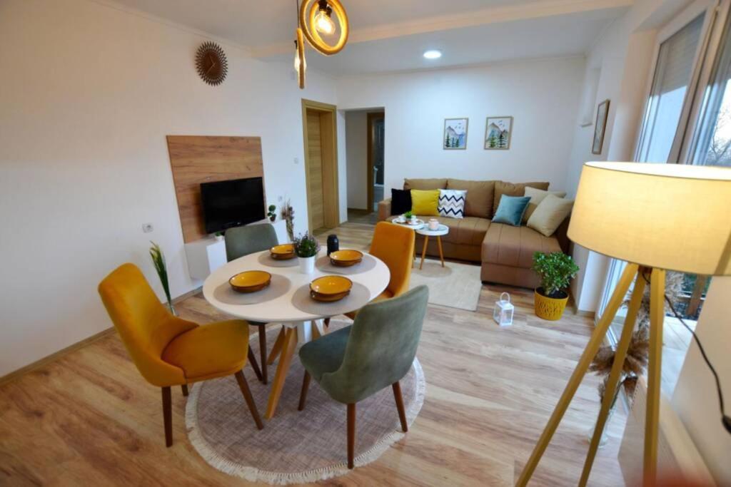 View Apartments Belasica Mokrijevo Exterior foto